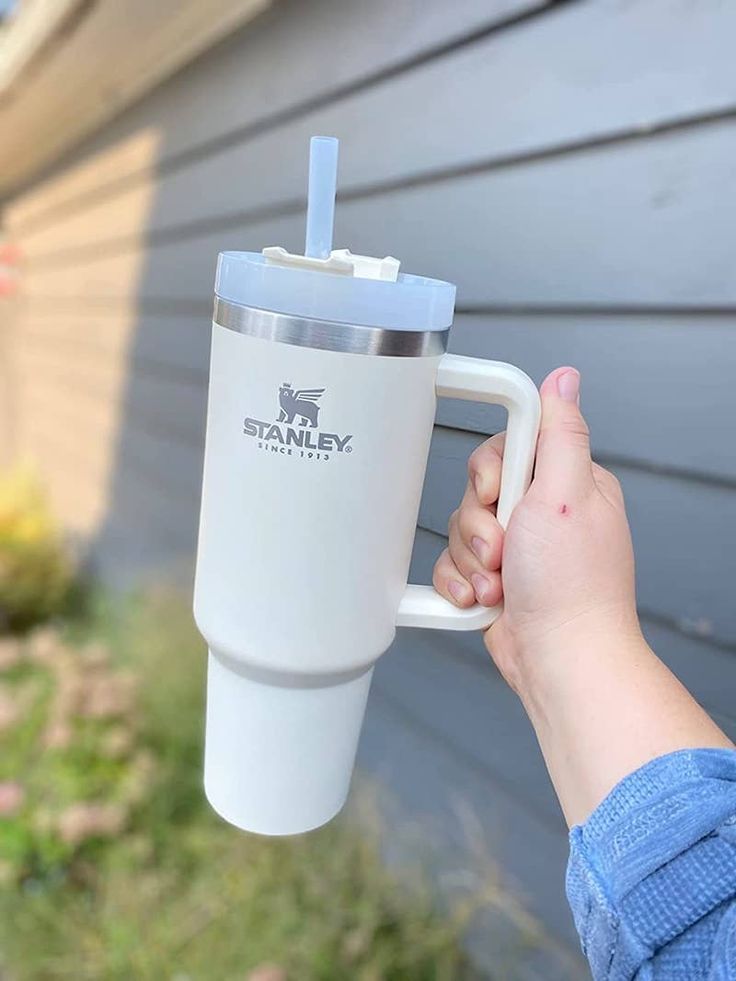 white stanley tumbler 40 oz